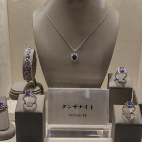 美術館みたいなジュエリーショップ 【ミツイオーシャンフジ13】