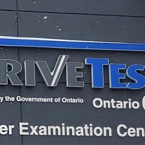 カナダの運転免許