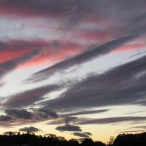 横浜から見る「夕焼け」と「月」 2025.11.06