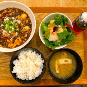 青森県青森市 貴重な夜も営業している定食屋さん。ココの「四川麻婆豆腐定食」がマジ美味かった。【ほっこりごはん屋輔】 