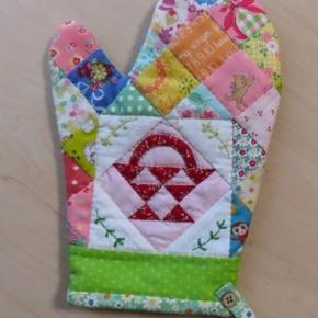 ミトンとクリスマスハウス