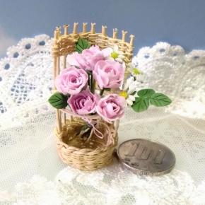 ピンクの薔薇と、カモミールのバゲットスタンド♬