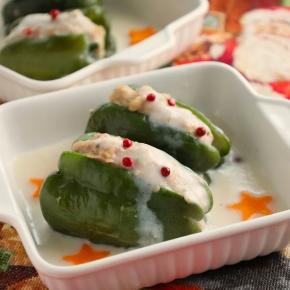 【フーディストノート掲載】チーズがのび～る♪「肉詰めピーマンのクリーム煮」簡単レシピ