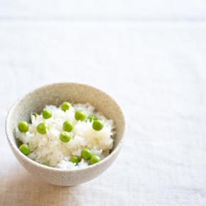グリーンピースごはんのレシピ( ⸝⸝•ᴗ•⸝⸝ )੭⁾⁾