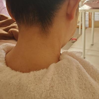 #襟足シェービング 後ろ姿美人づくり