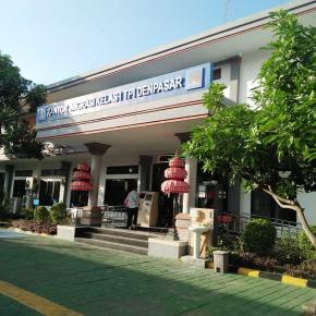 1年に1回のイミグレーションオフィス