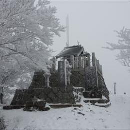 登り納めは関西のマッターホルンへ