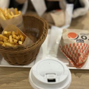 高1の娘と「ららぽーと福岡」でショッピング＆ランチ