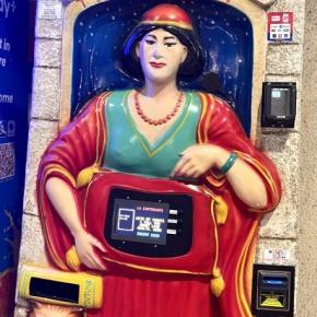 チャイナタウンのタロット占いマシン！【10月のシンガポール・載せ忘れレポ 6】