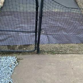 【裏庭の雑草対策】隙間にもしっかり防草シートを敷きました！