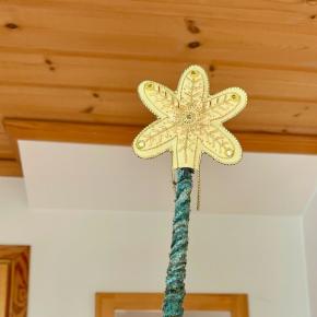 クリスマスツリーの星