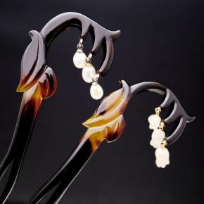 べっ甲鈴蘭一本挿し2025｜マザーオブパールが可愛らしく揺れる