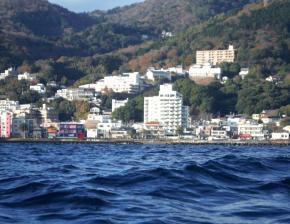 いよいよ冬支度で伊東