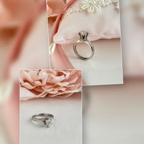 お母様の形見の立て爪の婚約指輪が生まれ変わります。