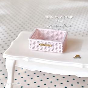 ちょっぴりリアル系の、プレート付きバスケット♩