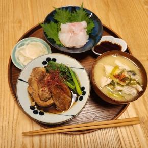 家ごはん：ぶりのあら汁