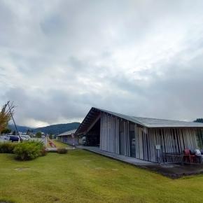 秋の旅16日目〜山はもう秋から冬へ、八甲田山系に初雪❗️青森県十和田市、黒石市