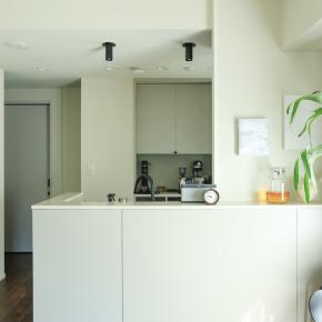 オープンキッチンが苦手……を克服するのに効果的だった3つの「隠す」