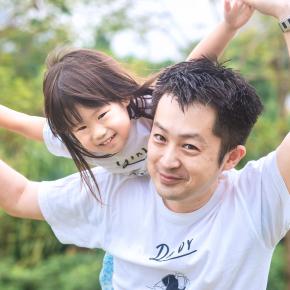 香港でファミリーフォト、 おとぎの国から現れたような可愛いお子さんたち、そして素敵なご夫婦