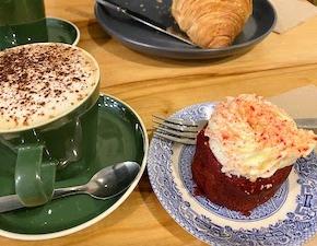 クリスマス・イヴでベーカリーへ