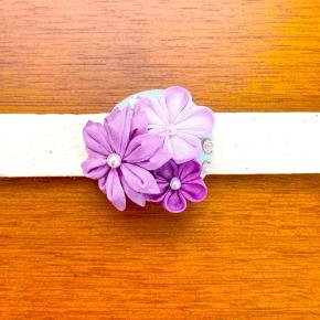 つまみ細工帯留めとベビーヘアクリップ