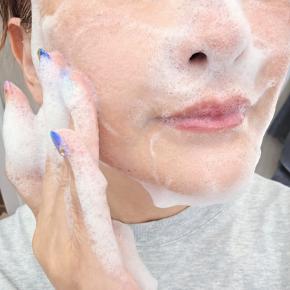 【徹底解説】「艶めく肌は洗顔から」ルジョン パポーテンアンプルフォームクレンジング