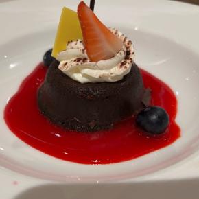 1日目のプリンセスクルーズ旅⑨〜初日のディナーはヴィバルディのシェア席で