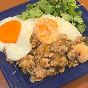 夏はパクチー、パクチーのガパオライス