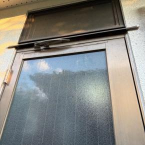 彩風勝手口ドア カバー工法😀 in 南大阪 泉州 岸和田市 貝塚市 泉佐野市 和泉市 熊取町 忠岡町 田尻町 泉南市 阪南市 岬町 リフォーム工事 & アルミサッシ屋 ONEスタイル（ワンスタイル）