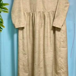 着物リメイク、紬の着物を解いてワンピース。