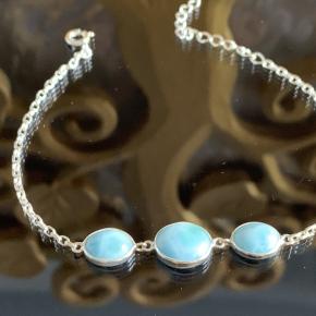 今年も何とかおせち風が出来ました。美味しかったぁ～(^o^)＆ラリマーのブレスレット