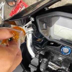 【専用工具無し】クラッチが重いなら注油がおススメ！【画像解説】