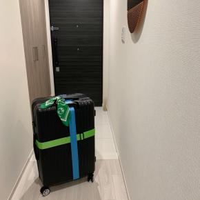 余白1割のスーツケース