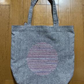 トートバッグ 刺し子の糸でチクチク
