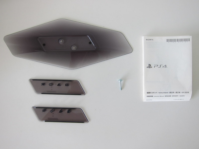 Sony PS4 Vertical Stand - Box Contents