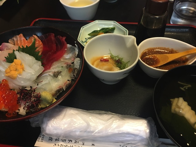 海鮮丼
