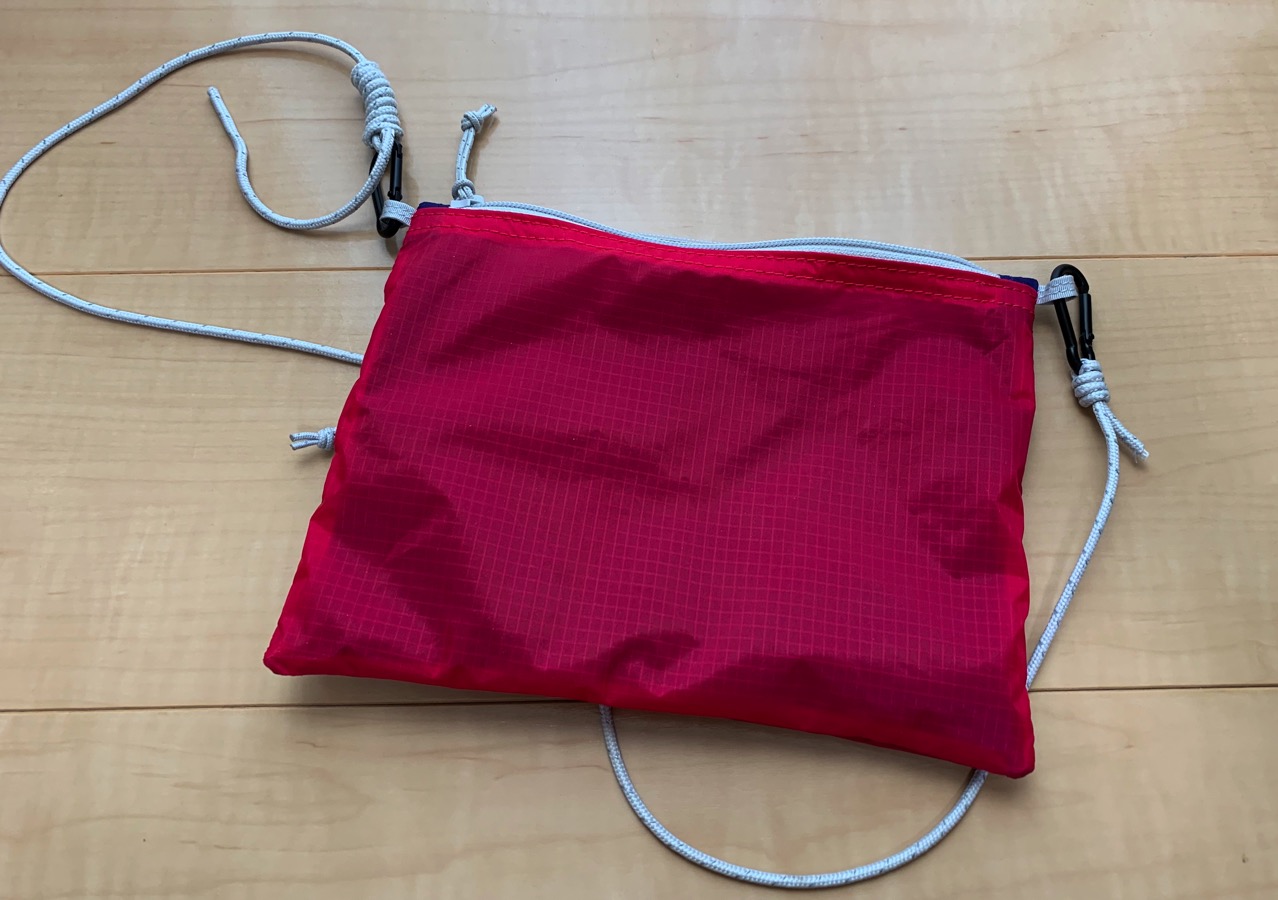 グレゴリー　サコッシュ　裏