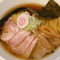 沖縄市「らー麺 アオキジ」で支那そばチャーシュー麺・香味油