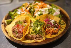 総額○○万!? 1カ月の食事スケジュールと食費を全公開！（4月・マッキー牧元）の画像