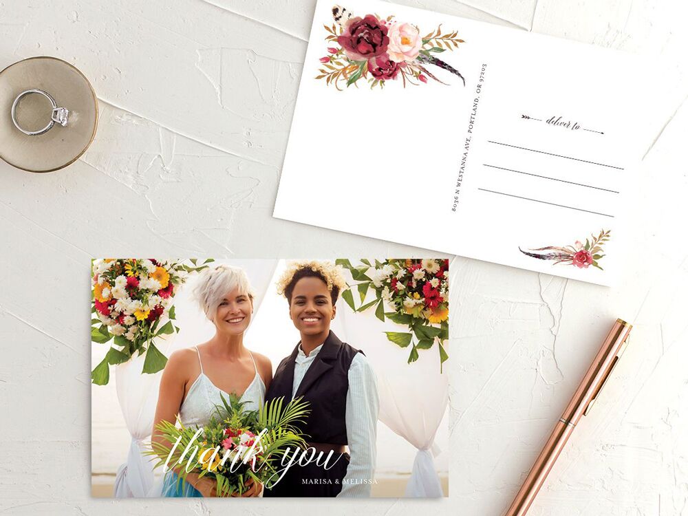 couple photo wedding thank-you postcard with floral detailing