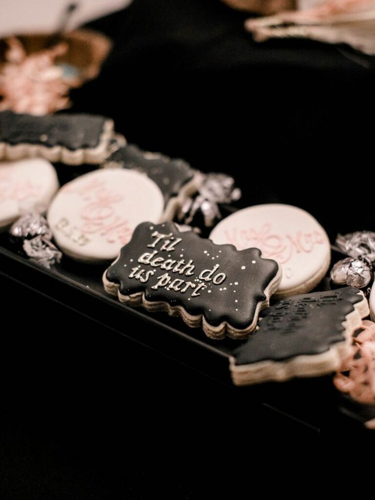 Halloween-themed wedding cookies 