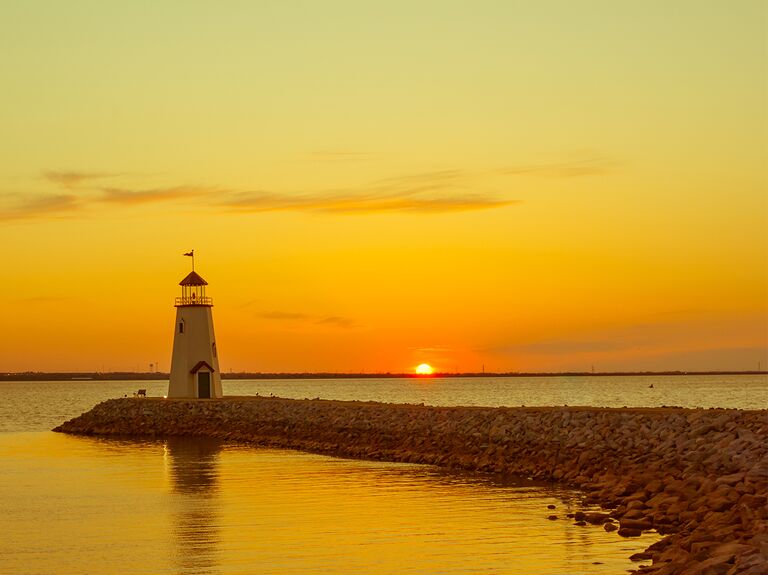 Lake Hefner proposal spot in Oklahoma City