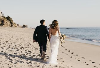 25 Perfect Hairstyles for Beach Weddings