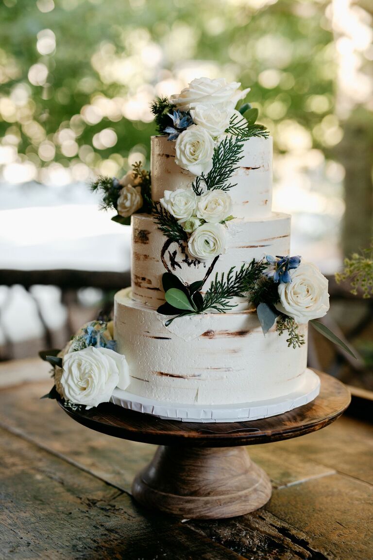 Bark-inspired three-tier wedding cake