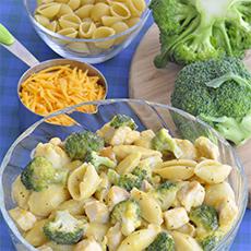 Chicken, Broccoli, and Cheese Skillet