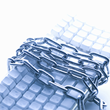 文系大学の4年からホワイトハッカーとして独立を目指す場合、やはり一度関連の大学に再入学すべきですか？ それともいち早く新卒未経験で雇ってくれるIT企業で経験を積むべきですか？
または、全く関係のない会社に就職しても通信講座か独学でスキルを身につけることはできますか？