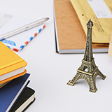 当方アメリカ在住です。
Atmosリワード5000ポイントを家族4人分持ってますが、その活用方法と有効期限を教えて頂けないでしょうか。 