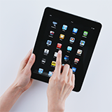 AndroidのYahoo!トラベルのアプリについて ヤフートラベルのアプリ、 お使いのデバイスはこのバージョンに対応していませんと表示されDLできません 皆さんはダウンロードできていますか？ 問い合わせしたら android7.0より前 画面サイズ4インチ未満 内臓メモリ（RAM）2GB未満 GPS非搭載端末 が非対応との回答でした。 しかしAndroid13のAQUOSWISHはDLできましたが、Android12のmotog52jとAndroid11のAQUOS sense3は非対応でした。 なぜ駄目なのでしょうか？ 条件を知りたいので機種名とDLできたかできないかだけでも教えてくださると嬉しいです