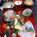 쿠리야 킷소우 - 吉左右膳