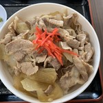 産直ゆうあい館 - 「豚丼（麦豚使用）」「大盛」上から。『産直 ゆうあい館』で食した「豚丼（麦豚使用）」「大盛」は、約 600g の総重量であるから、牛丼三大チェーンの「特盛」とほぼ同程度と見てよい。